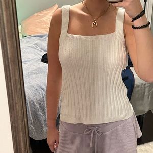 White soft sweater tank top🕊️